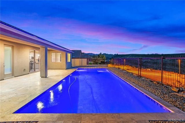 3112 Secret Pass Canyon Drive, Bullhead City, AZ 86429