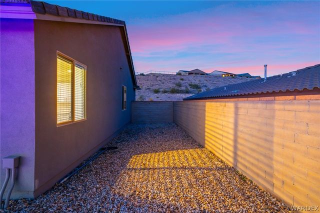 3112 Secret Pass Canyon Drive, Bullhead City, AZ 86429
