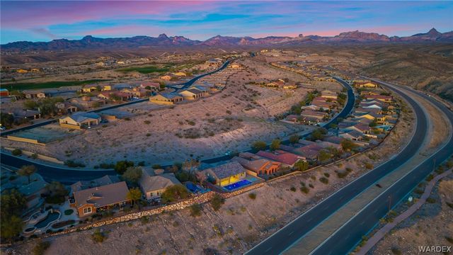 3112 Secret Pass Canyon Drive, Bullhead City, AZ 86429