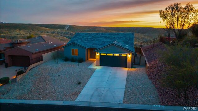 3112 Secret Pass Canyon Drive, Bullhead City, AZ 86429