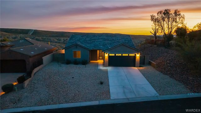 3112 Secret Pass Canyon Drive, Bullhead City, AZ 86429