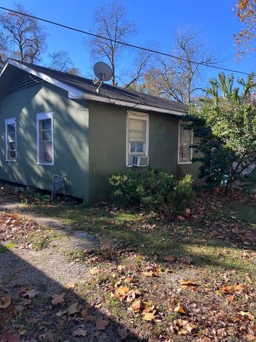 5456 Adams Ave, Baton Rouge, LA 70805