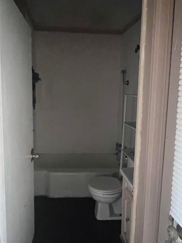 5456 Adams Ave, Baton Rouge, LA 70805