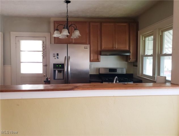 503 Maple Street, Parkersburg, WV 26101