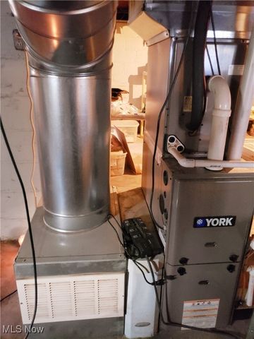 503 Maple Street, Parkersburg, WV 26101