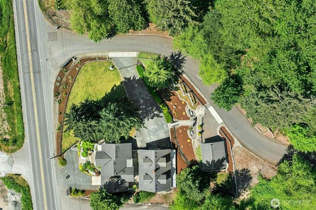 13606 Woodinville Redmond Road NE, Redmond, WA 98052