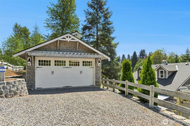13606 Woodinville Redmond Road NE, Redmond, WA 98052