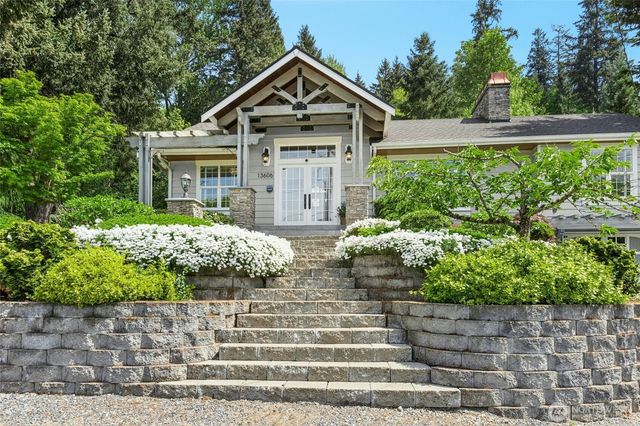13606 Woodinville Redmond Road NE, Redmond, WA 98052