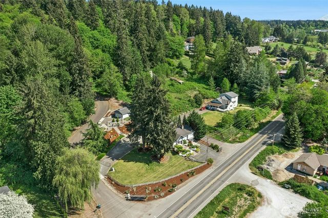 13606 Woodinville Redmond Road NE, Redmond, WA 98052