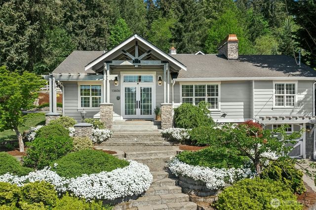 13606 Woodinville Redmond Road NE, Redmond, WA 98052