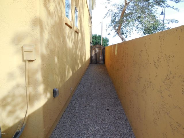 1131 E Cedar Street, Tempe, AZ 85281