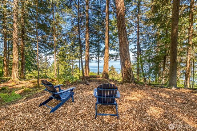 10 Atticus Lane, Orcas Island, WA 98245