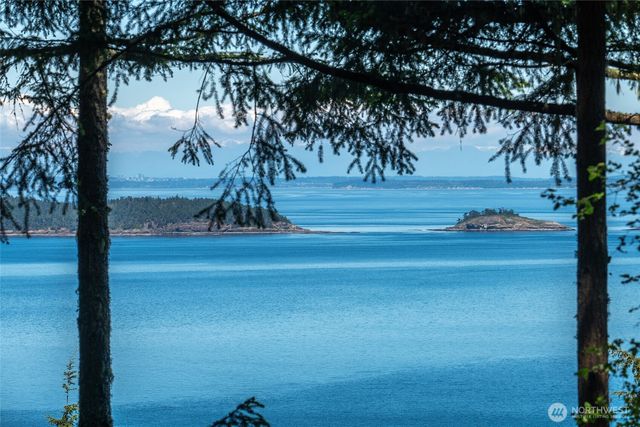 10 Atticus Lane, Orcas Island, WA 98245