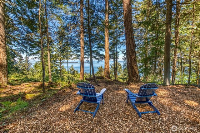 10 Atticus Lane, Orcas Island, WA 98245