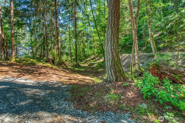 10 Atticus Lane, Orcas Island, WA 98245