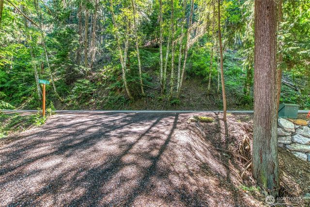 10 Atticus Lane, Orcas Island, WA 98245