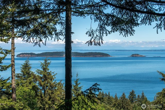 10 Atticus Lane, Orcas Island, WA 98245