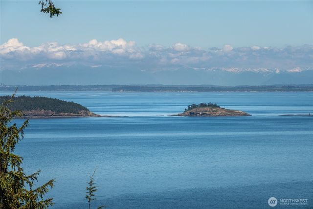 10 Atticus Lane, Orcas Island, WA 98245