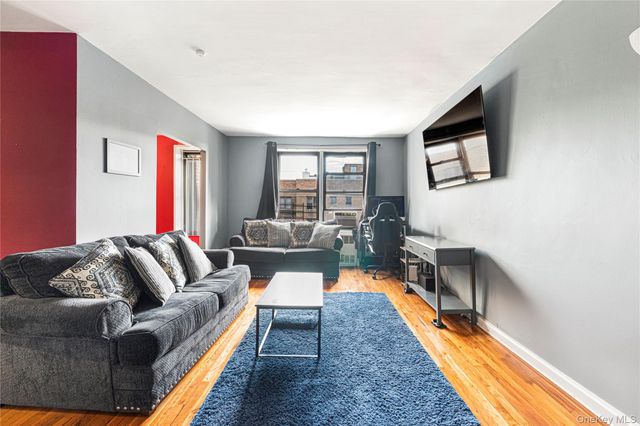 282 E 35th Street 7E, Brooklyn, NY 11203