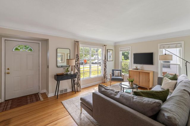4108 13th Avenue S, Minneapolis, MN 55407