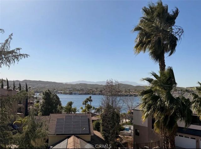 22851 Klamath, Canyon Lake, CA 92587