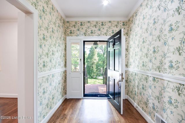 427 Twinbrook Rd, Louisville, KY 40207