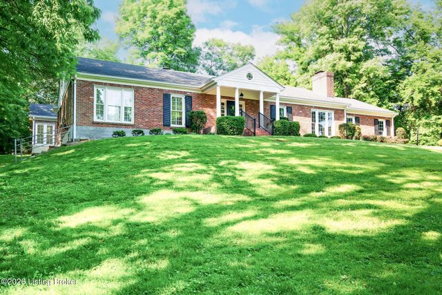 427 Twinbrook Rd, Louisville, KY 40207