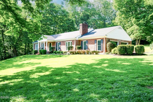 427 Twinbrook Rd, Louisville, KY 40207