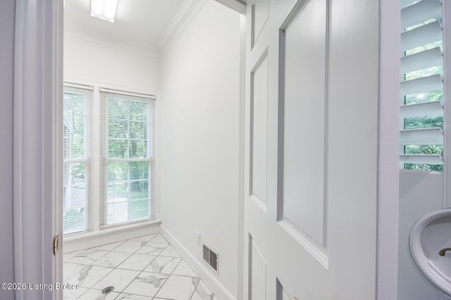 427 Twinbrook Rd, Louisville, KY 40207