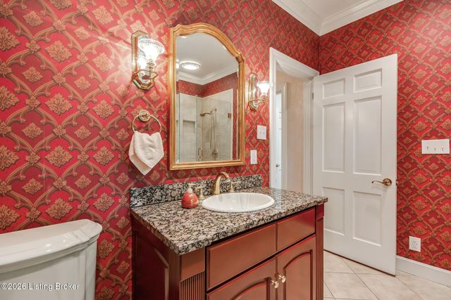 427 Twinbrook Rd, Louisville, KY 40207