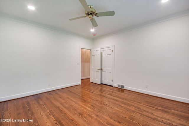 427 Twinbrook Rd, Louisville, KY 40207