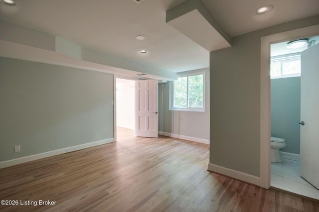 427 Twinbrook Rd, Louisville, KY 40207