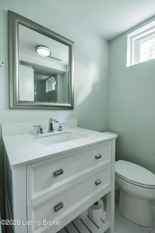 427 Twinbrook Rd, Louisville, KY 40207