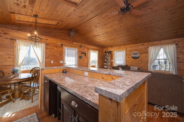 7042 Martin Lane, Morganton, NC 28655