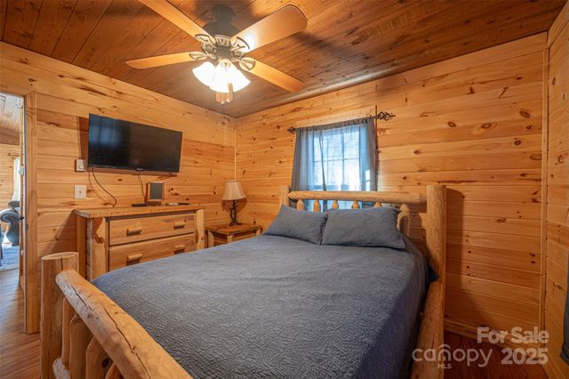 7042 Martin Lane, Morganton, NC 28655