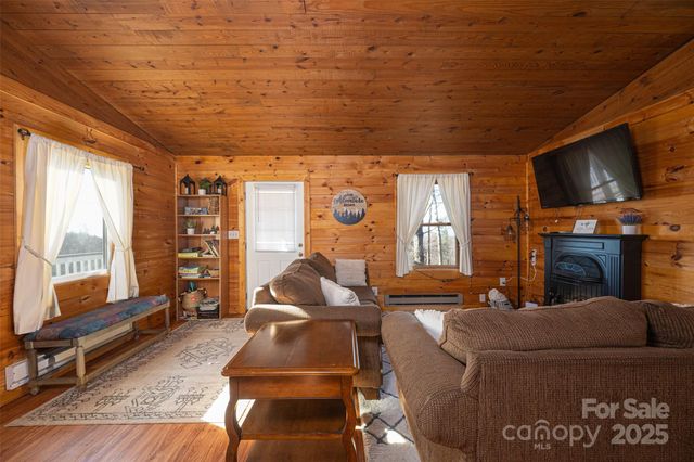 7042 Martin Lane, Morganton, NC 28655