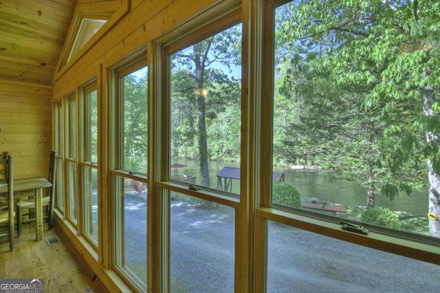 730 Riverside Lane, Blue Ridge, GA 30513