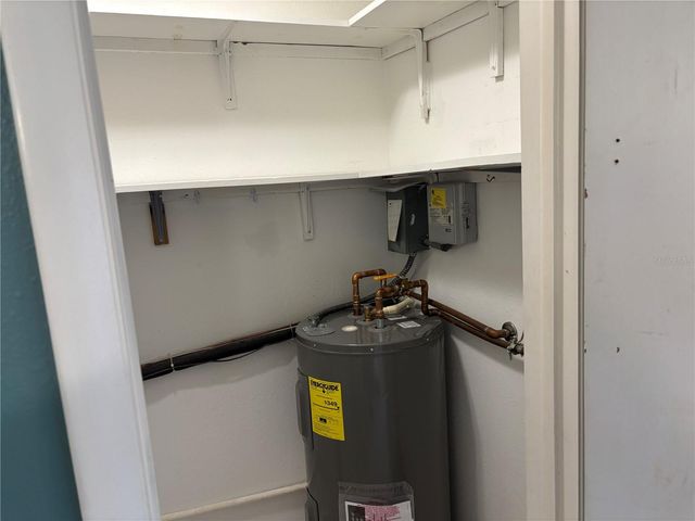 3801 40TH STREET COURT W, Bradenton, FL 34205