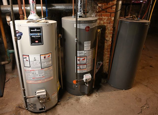 390 Cedar Street, Manchester, NH 03103