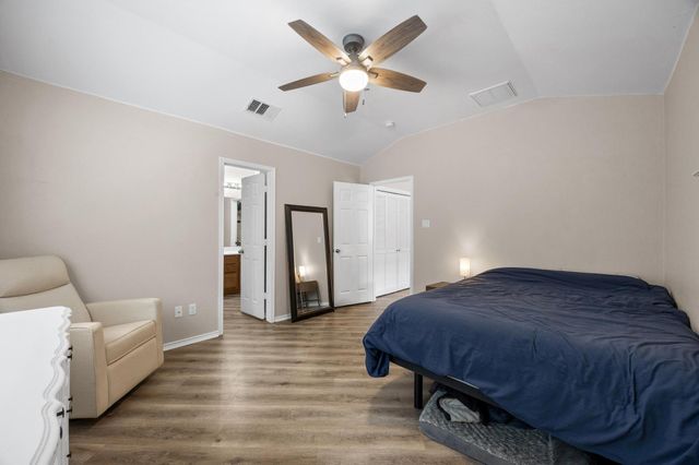 1310 W Parmer LN 9B, Austin, TX 78727