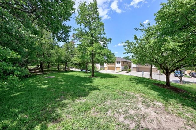 1310 W Parmer LN 9B, Austin, TX 78727