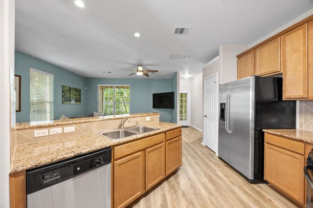 1310 W Parmer LN 9B, Austin, TX 78727