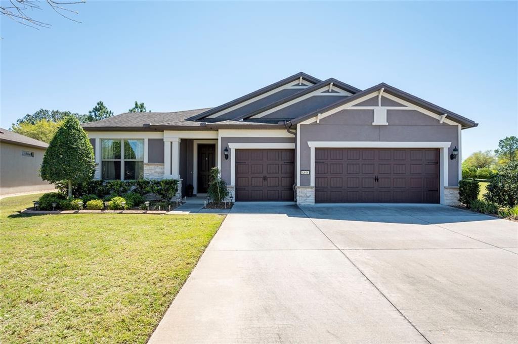 Image 1 of property listing at 6898 SW 95TH CIRCLE, Ocala, FL 34481