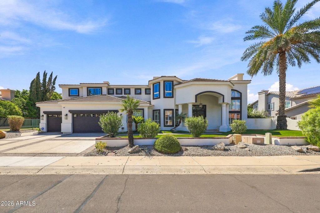 5881 W DEL LAGO Circle, Glendale, AZ 85308 — photo 2