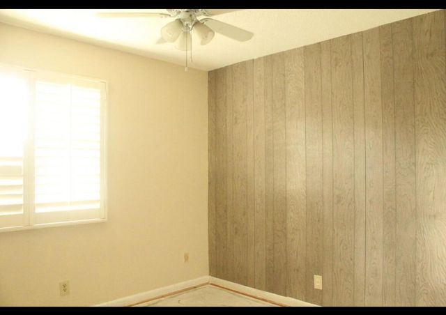 8682 Satalite Terrace, West Palm Beach, FL 33403