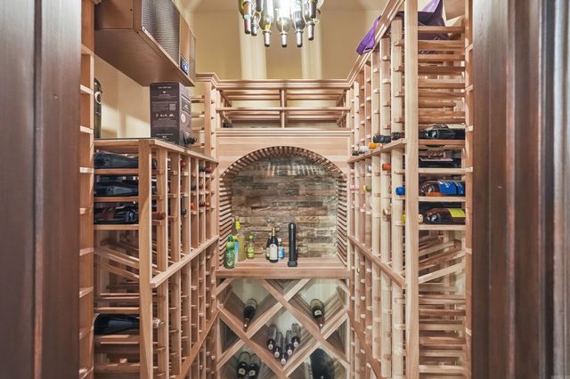 32 Winthrop Point, Little Rock, AR 72211