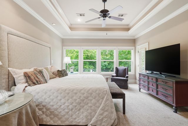 32 Winthrop Point, Little Rock, AR 72211