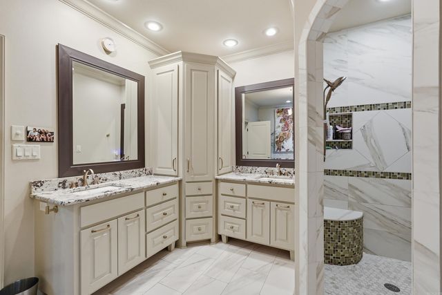 32 Winthrop Point, Little Rock, AR 72211