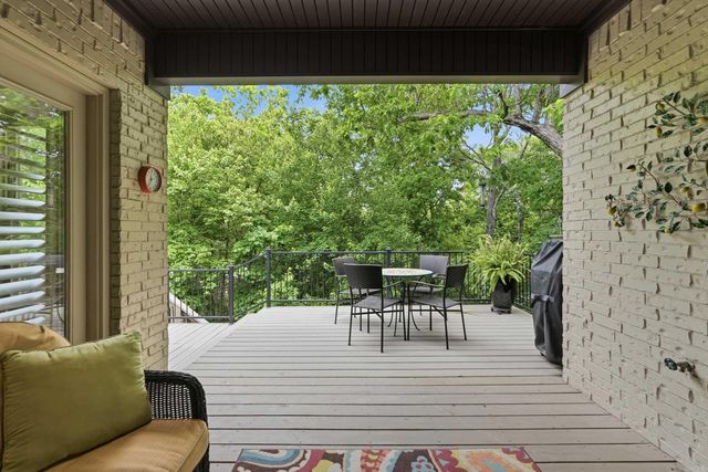 32 Winthrop Point, Little Rock, AR 72211