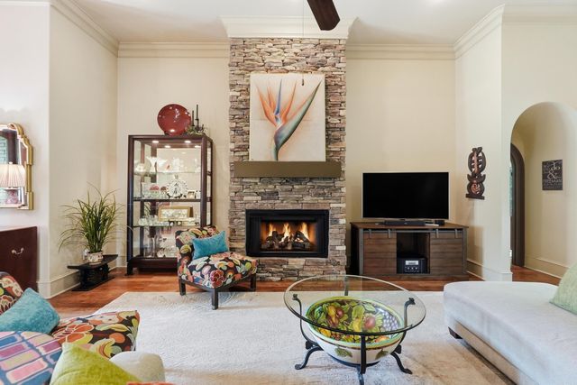 32 Winthrop Point, Little Rock, AR 72211